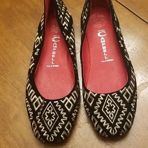 ❣Black and golden shoes